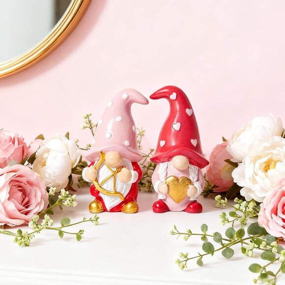 Valentine Swedish Gnomes Set of 2 - Picture 4 of 7